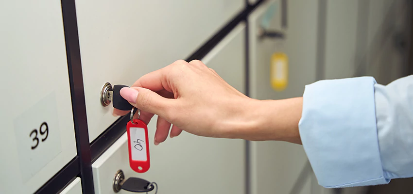 Cabinet Lock Installation in Del Aire, California